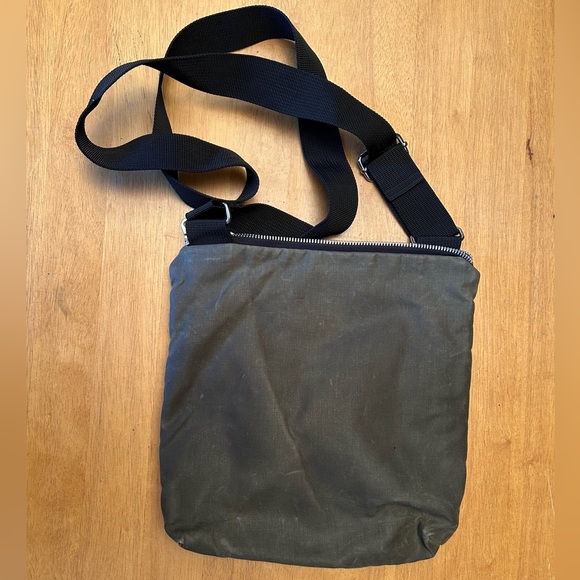 Canvas Crossbody - Picture 2 of 4